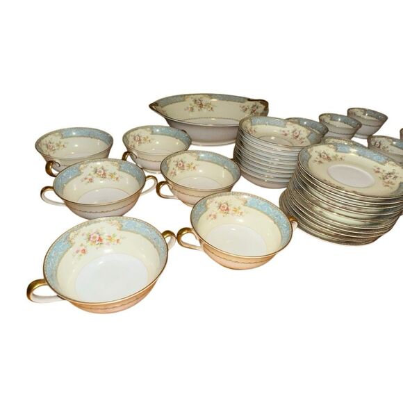 Japanese Vintage1940's 34 piece Noritake "Blue Dawn”  fine china set floral - Picture 9 of 10